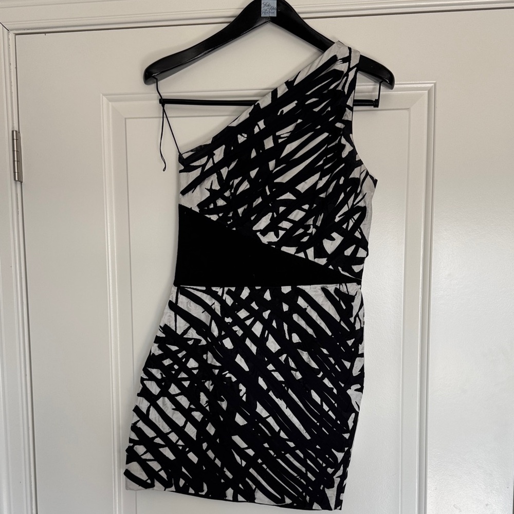 Robert Rodriguez Black and White Abstract One-Shoulder Dress